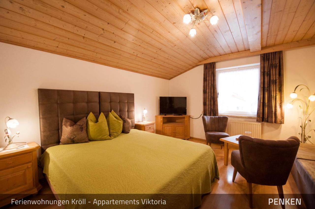 Ferienwohnungen Kroll - Appartements Viktoria Und Landhaus Maria Mayrhofen Exterior photo